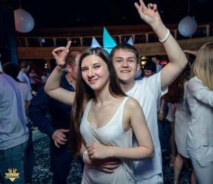  White Party в р/к Babylon