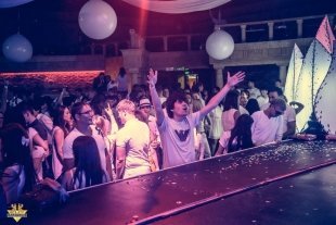  White Party в р/к Babylon