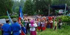На Бажовский фестиваль народ увезут спецрейсы