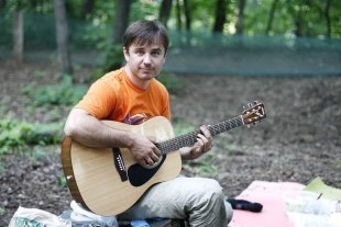 Станислав  Сырыгин, велоактивист, союз велосипедистов РБ: «Желающим прокатиться в стиле настоящего кросскантри рекомендую маршрут вдоль реки Уфа от Тужиловки, что рядом с Сипайлово, по лесу и берегу реки, через два горнолыжных комплекса, проезжая участки трех действующих велогоночных трасс, заехав в легендарные штольни под городом, добравшись до самого Президент отеля. Путь длиной 10 км изобилует подъёмами и спусками , резкими поворотами и скоростным участками, дорогами разного покрытия от асфальта до лесных тропинок. Рекомендую запастись в путь питьем, перекусом и защитой от комаров, ведь это уголок настоящей дикой природы в черте города.» 