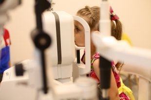 Месяц бесплатной проверки остроты зрения для детей