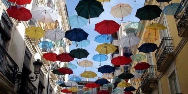 Пять мест где купить необычные зонты 
