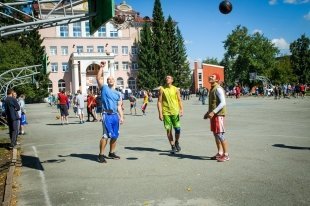 В Челябинске прошел всероссийский чемпионат по уличному баскетболу «Оранжевый мяч»