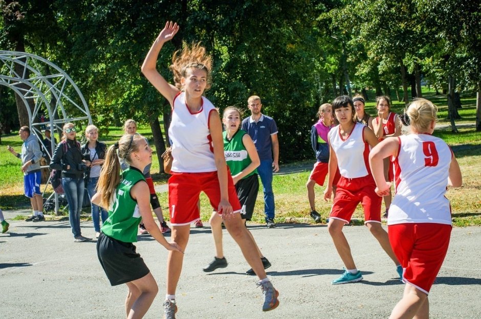 В Челябинске прошел всероссийский чемпионат по уличному баскетболу «Оранжевый мяч»