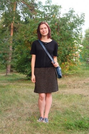 Аня Погорелова, 18 лет, поступила на матфак в УрФУ. Мечтает стать сомелье. «Хочу покрасить волосы в лиловый цвет. И раз я поступила в Екатеринбург, выберусь из привычного круга общения и увижу новые места».