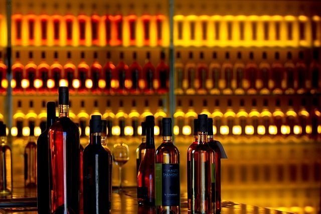 В России могут запретить продавать алкоголь покупателям младше 21 года