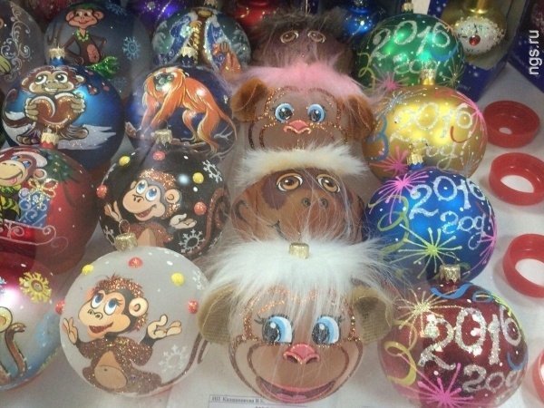 Фабрика "Бирюсинка" выпустила новые игрушки с символом 2016 года