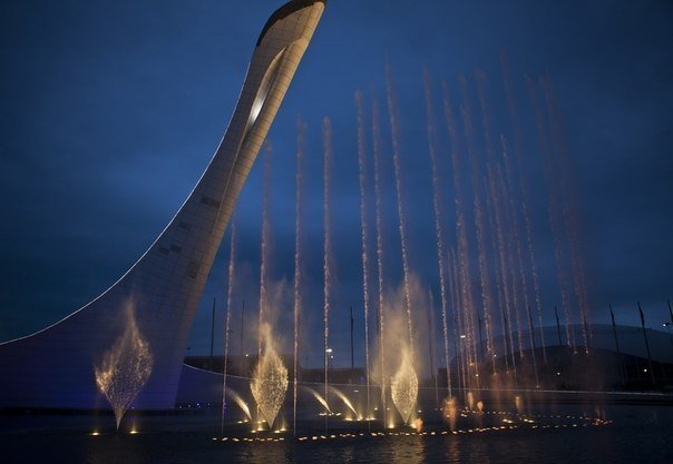 Фонтан «Чаша Олимпийского огня» в Сочи закрылась