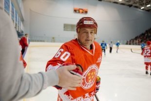 "Легенды хоккея" побывали в Сургуте!