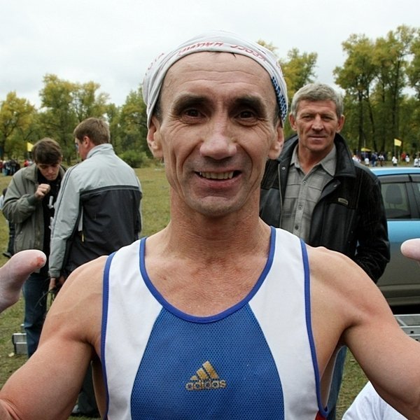 54-летний спортсмен из Красноярска установил мировой рекорд по подтягиванию 